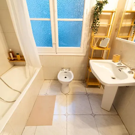Guest house Pleno Centro Fuencarral Madrid