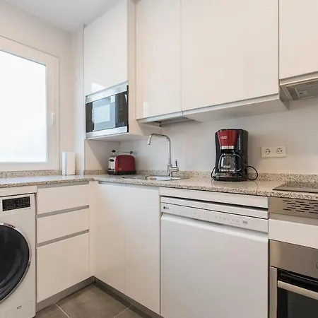 Total Access 3 Bedroom 2 Bath 6 Persons 公寓 *