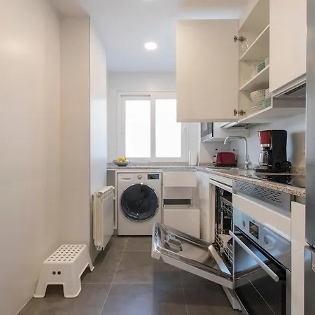 Total Access 3 Bedroom 2 Bath 6 Persons 马德里