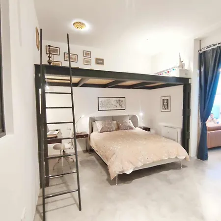 Sunlit Loft Appartement *