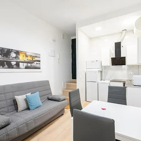 Flat In Embajadores Fou * Madrid