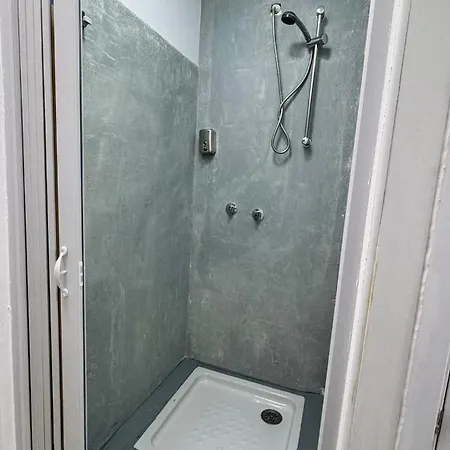 Puerta Del Angel Hostel Madrid