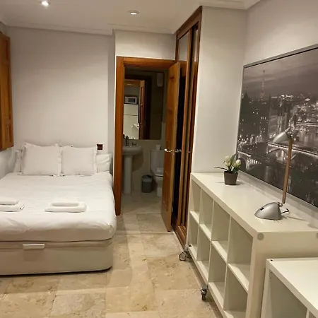 Exyca Malasana Apartment Madrid