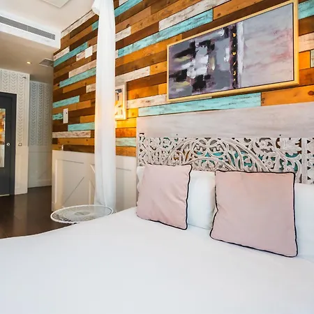 Hotel Life Gran Via 3*