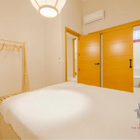 Toque De 8 En Tesoro 6 E3 * Madrid