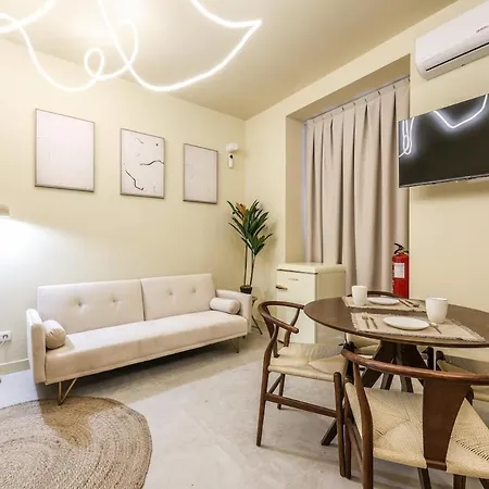Enjoy Your In The Center Of Apartmán *