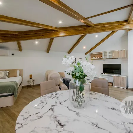 Apartamento La Sal Edificio Madrid