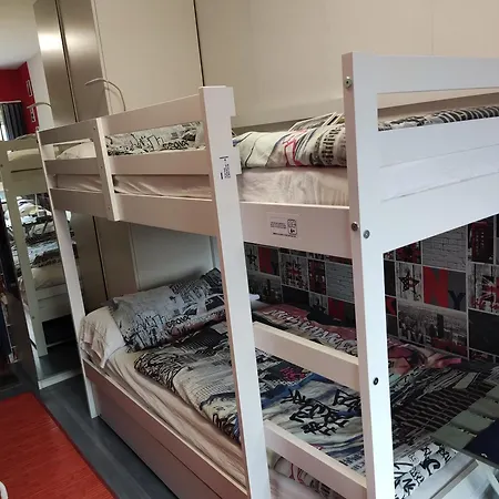 Homestay Villaverde Rooms, Privada Bano Compartido Madrid