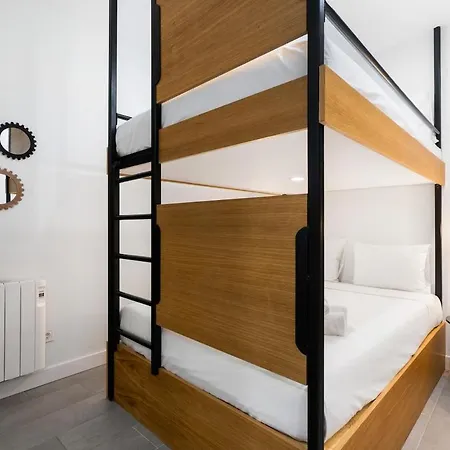 Apartment Cozy 2a In Ciudad Lineal For 4 Pax - Zigia A