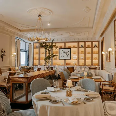 Unico Madrid, Small Luxury 5*