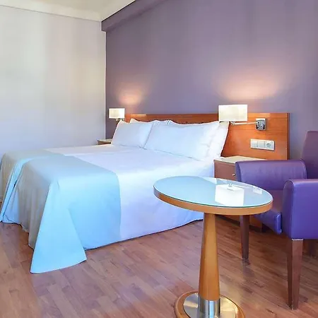 Centro, Affiliated By Melia