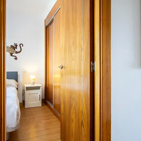 Adelfas Appartement *