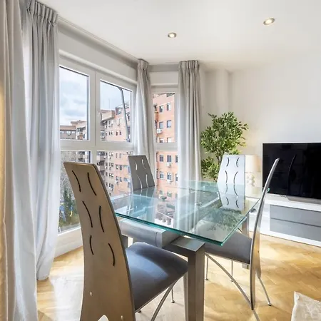 Appartement For Spacious, Temporary, And 3-bedroom Aca65 Madrid