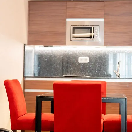 Aparto-hotel Rosales 3*