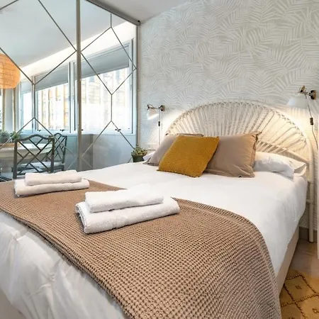 2 Bedrooms 1 Bathroom Furnished - Justicia - Incredible Views - Mintystay Apartman Madrid