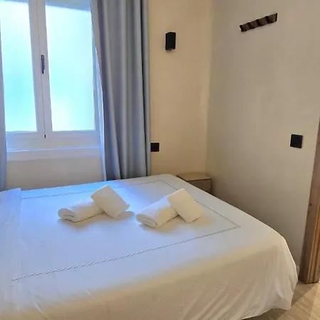 Guest house Carretas Madrid