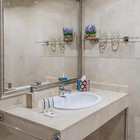 Luxury And Cozy- 2 Bedrooms 2 Bathrooms -mintystay- Herradores * Madrid