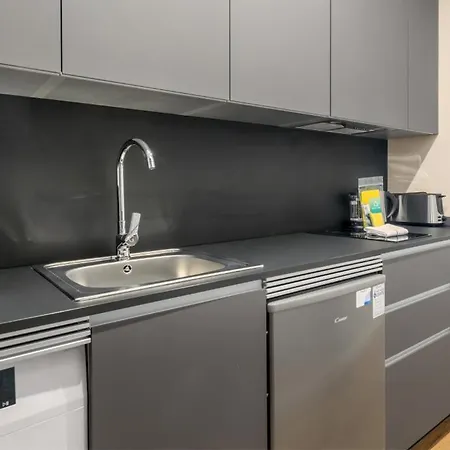 アパート 1 Bedroom 1 Bathroom Furnished - Chueca - Modern Functional - Mintystay マドリード
