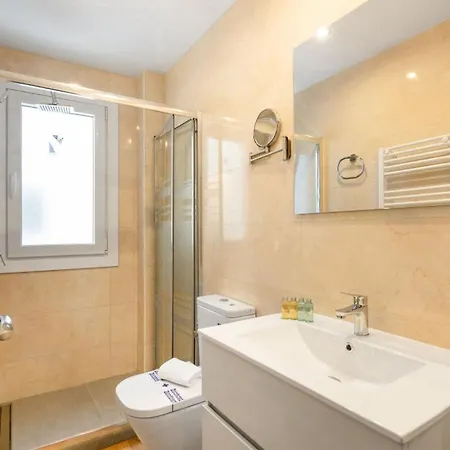 1 Bedroom 1 Bathroom Furnished - Chueca - Modern Functional - Mintystay マドリード