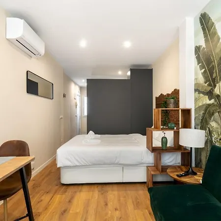 1 Bedroom 1 Bathroom Furnished - Chueca - Modern Functional - Mintystay * マドリード