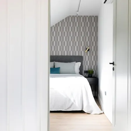 Edmond Vibes Puerta Del Sol Apartment