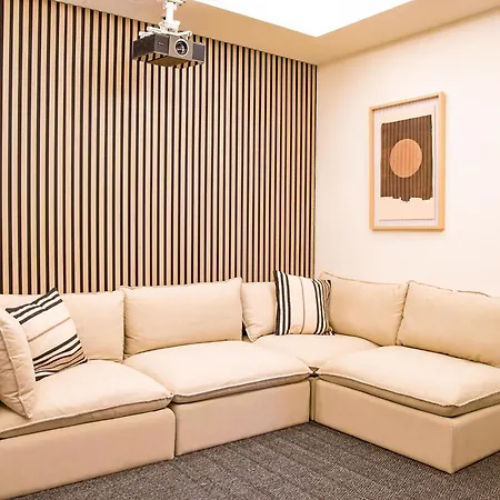 Senior Living - Harmonices Mirasierra * Madrid