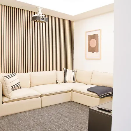 Senior Living - Harmonices Mirasierra Apartmán *