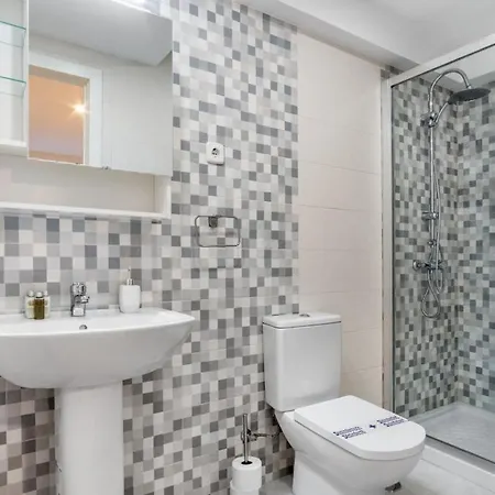 1 Bedroom 1 Bathrooms Furnished - Delicias Atocha - Bright - Mintystay * Madrid