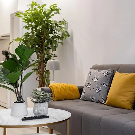 1 Bedroom 1 Bathrooms Furnished - Delicias Atocha - Bright - Mintystay Apartment Madrid