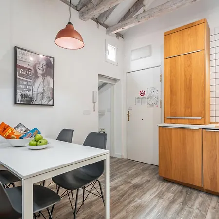 Appartement Attic 3bedrms-2baths In Heart Of Malasana Madrid