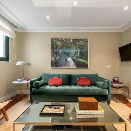 Apartment 2 Bedrooms 2 Bathrooms- Penthouse- Almagro- Mintystay