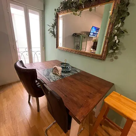 ゲストハウス Cozy Family Apartment