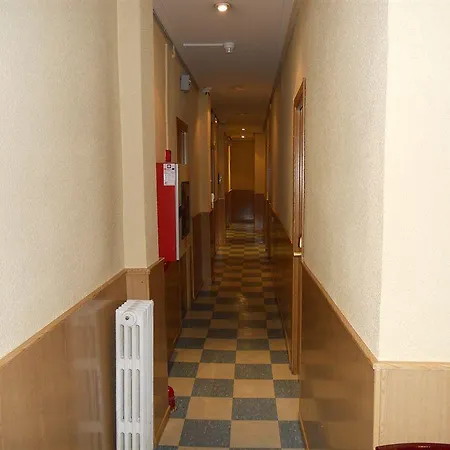 בית הארחה La Perla Asturiana 2*