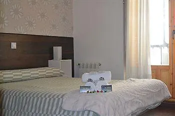 Πανσιόν El Brezo 3*