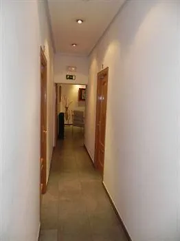 Ivor Πανσιόν 2*