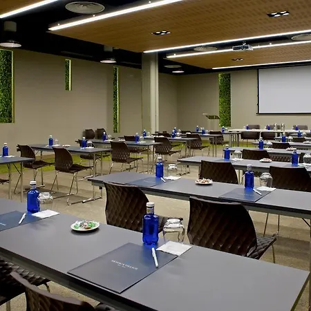 ホテル Aravaca Village 4*