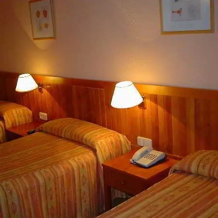 Laris Hotel Madrid