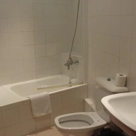 Inter Puerta Del Sol Auto Check In 3* Madrid