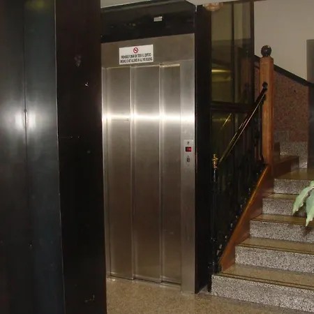 Inter Puerta Del Sol Auto Check In Guest house 3*