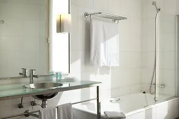 Hotel Puerta Del Sol