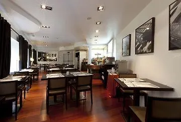 Hotel Puerta Del Sol