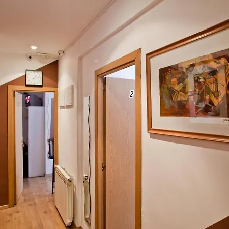 La Casa De La Plaza *
