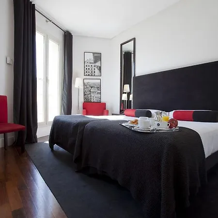 Puerta Del Sol Hotel