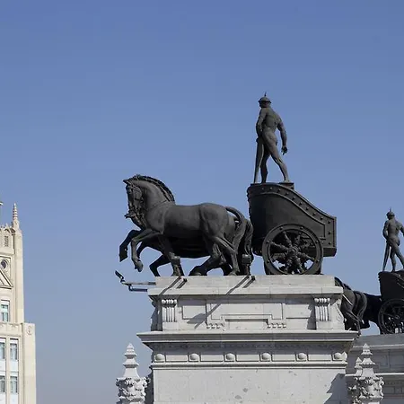 Puerta Del Sol *
