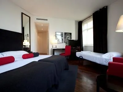 Puerta Del Sol *