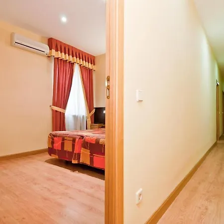Cortes 2* Madrid