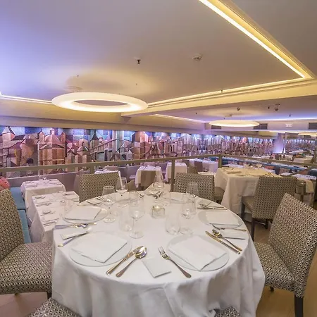 Hotel Opera