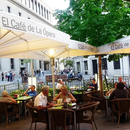 Opera Hotel