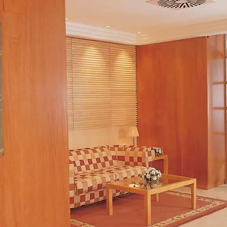 فندق ان اتش برينسيب دي فيرغارا