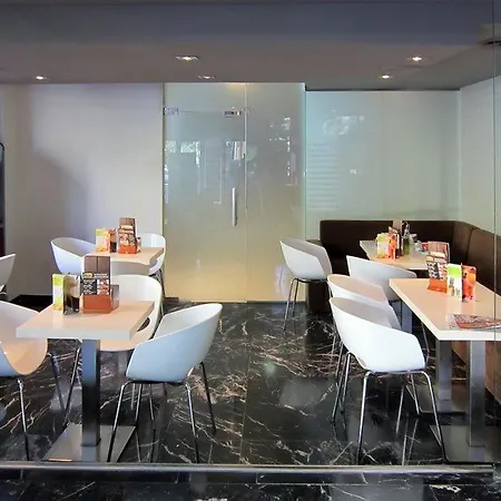 Tryp Alondras Hotel 3*